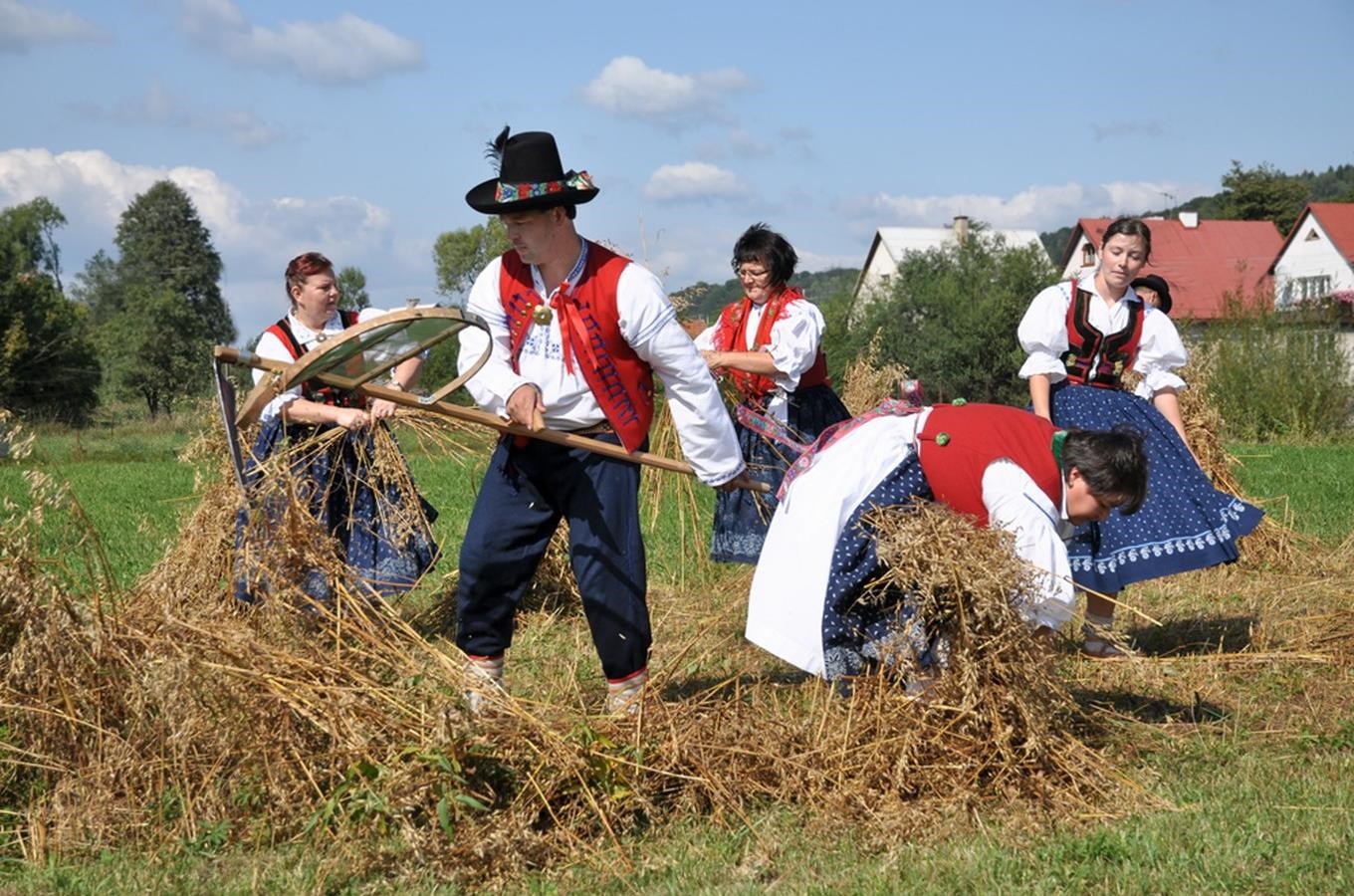 České lidové tradice: kořeny národní identity